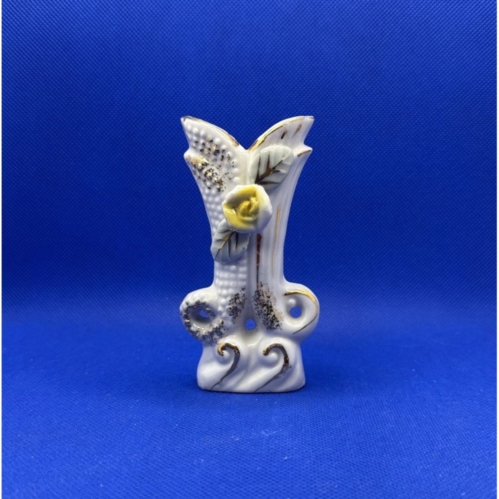 Vintage Chase Hand Painted Porcelain Floral Vase Made In Japan 4 Inch
